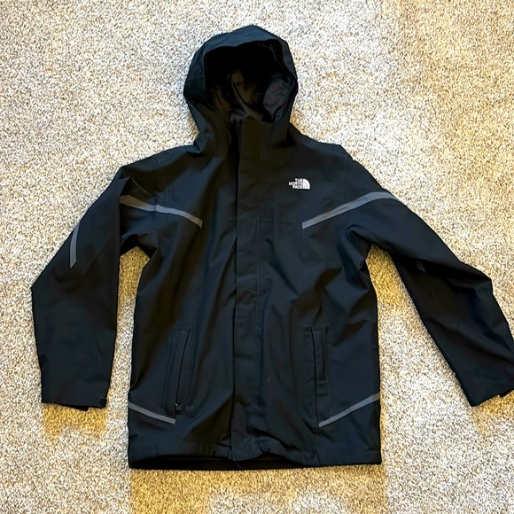 The North Face rain jacket - Picture 1 of 5